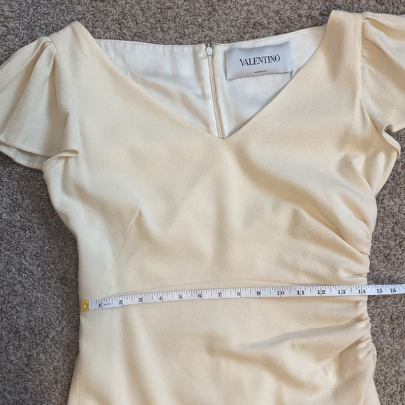 1990s VINTAGE VALENTINO DRESS - Picture 12 of 13